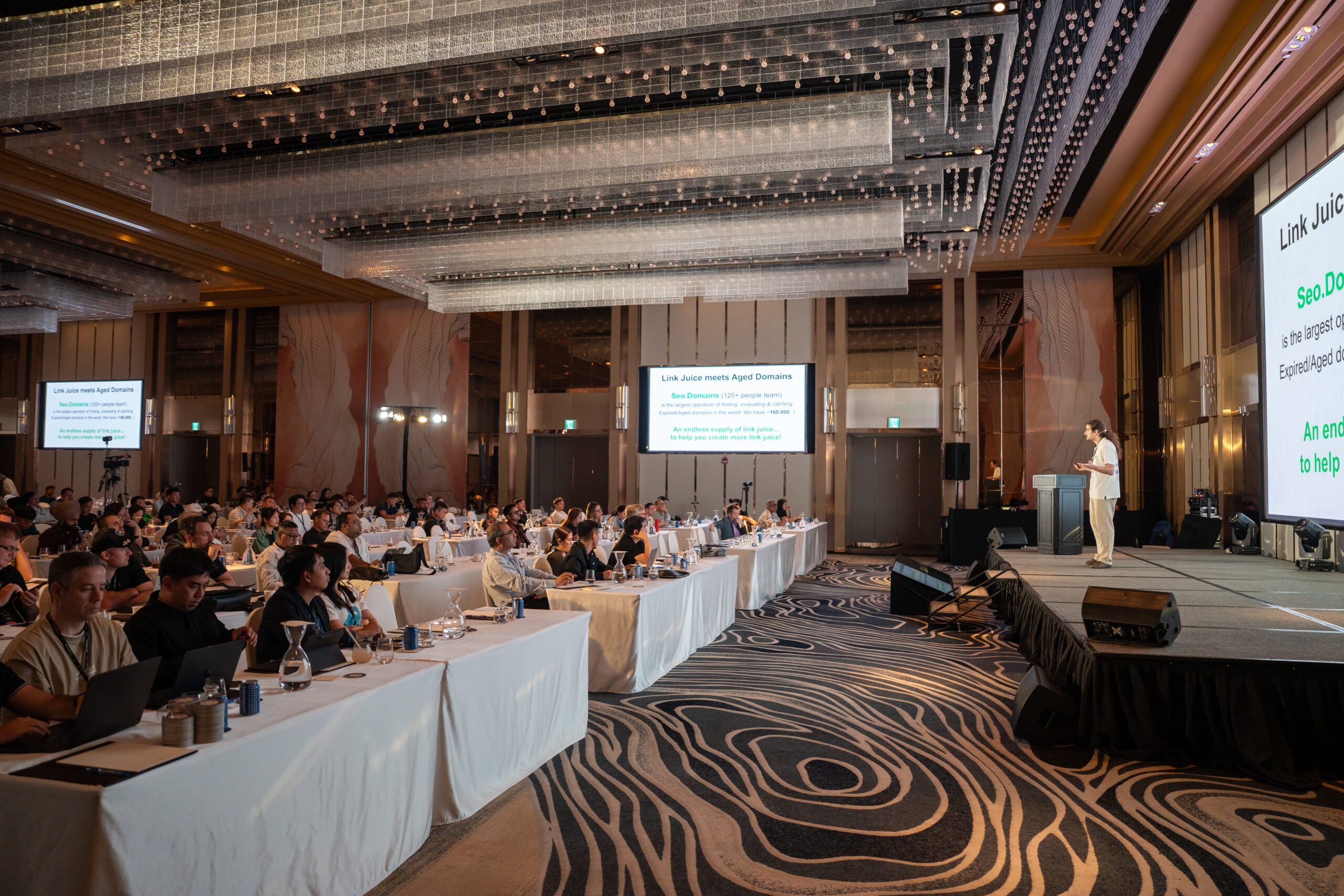 Kalin Karakehayov presenting at SEO Mastery Summit 2025